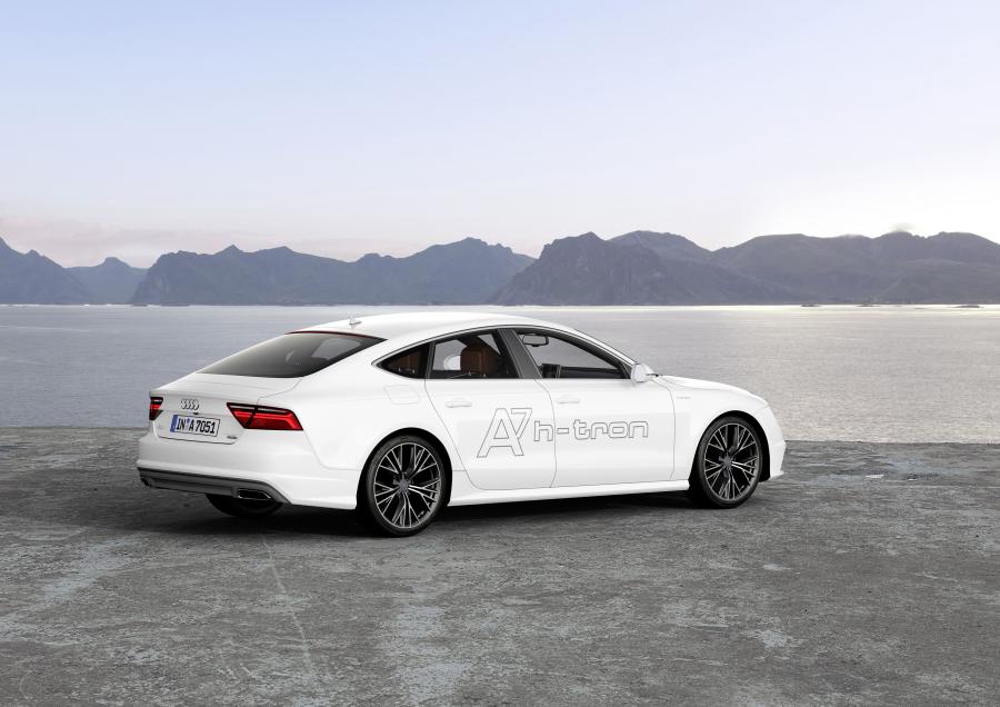  Audi A7 Sportback h-tron Quattro Concept 2014 года  (фото 19 из 34)